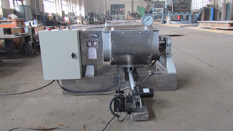 實(shí)驗(yàn)用捏合機(jī)2.jpg 實(shí)驗(yàn)用捏合機(jī)2.jpg