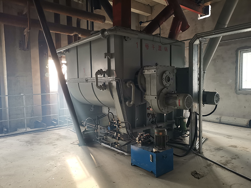 干粉預(yù)熱機4.jpg 干粉預(yù)熱機4.jpg